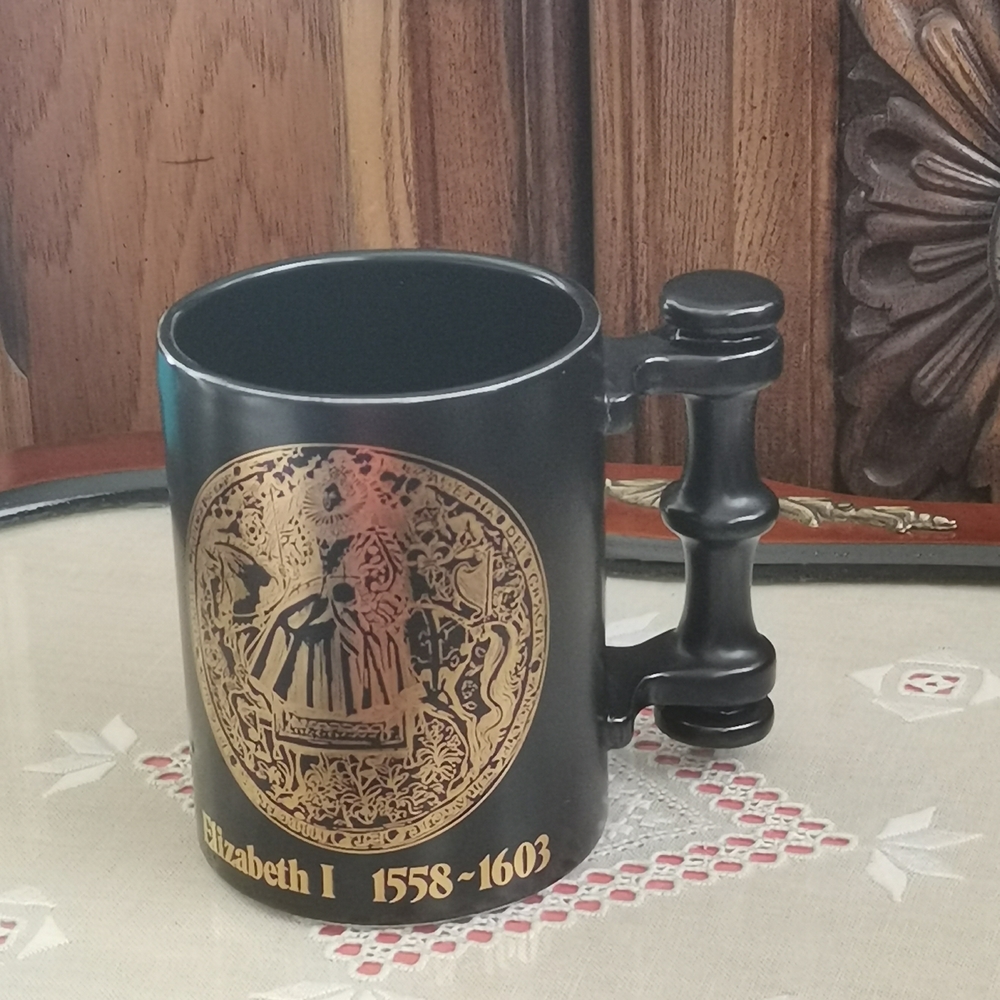 Portmeirion "Elizabeth I 1558-1603" Black Mug with Gold Design